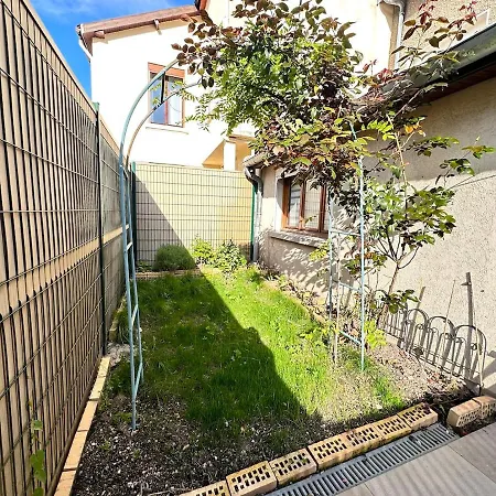La Maison Champenoise 4 Avec Terrasse Apartment