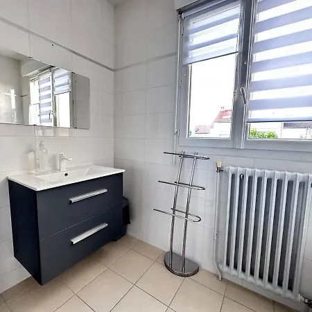 La Maison Champenoise 4 Avec Terrasse Apartment